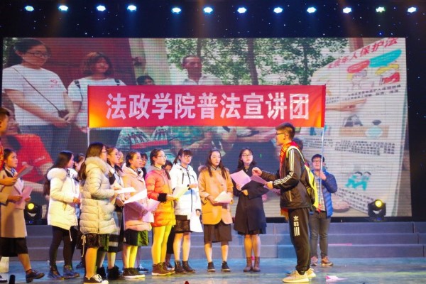 QQ图片20161211230939_副本.jpg